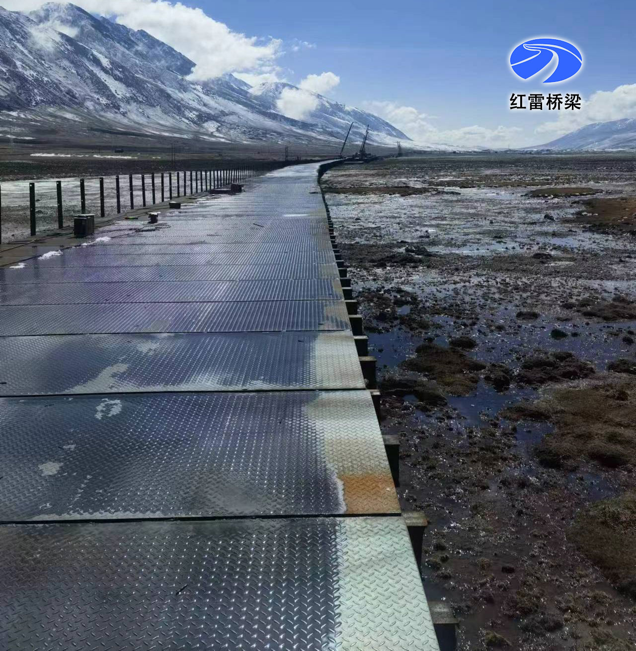 川藏鐵路雅安至昌都段無量河濕地公園范圍伴橋施工便道